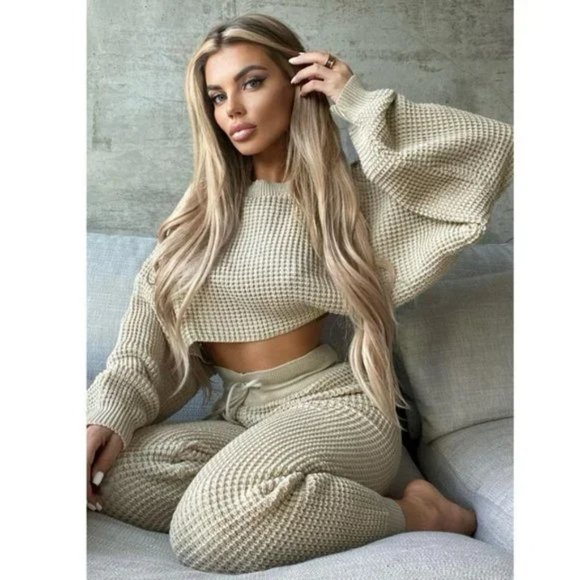 Beige Knitted Long Sleeve Sweater Crop Top and High Waist Pants Two Piece Set - Picture 11 of 16